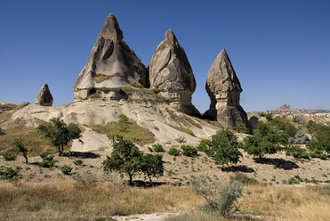 Türkei, Kappadokien, Goreme, Blick auf Felsformation - PSF000534