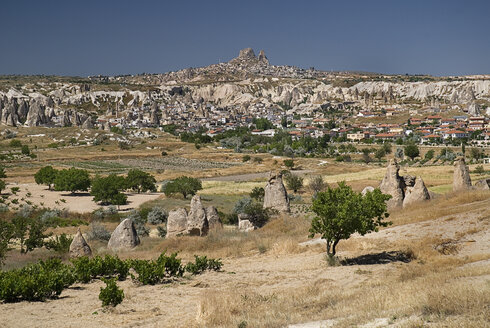 Türkei, Kappadokien, Goreme, Blick auf Täler - PSF000535