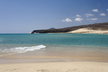 Spanien, Kanarische Inseln, Fuerteventura, Jandia, Blick auf den Strand von Sotavento - SIEF001307