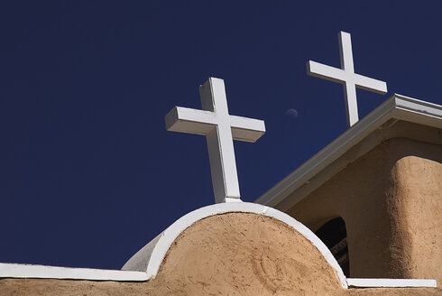 USA, New Mexico, Taos, Blick auf die Kirche San Francisco de Asis - PSF000577