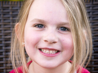 Germany, Bavaria, Girl smiling, portrait - LFF000236