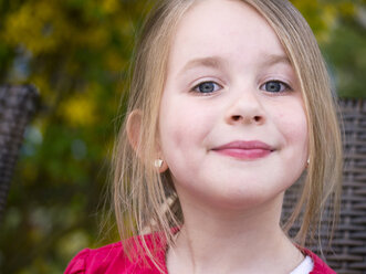 Germany, Bavaria, Close up of girl, smiling, portrait - LFF000244