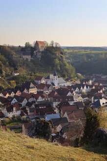 Deutschland, Bayern, Franken, Oberfranken, Fränkische Schweiz, Pottenstein, Stadtansicht - SIEF001473