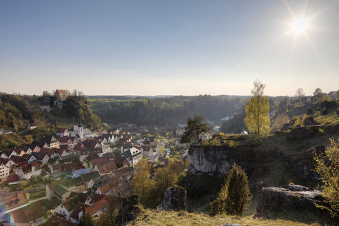 Deutschland, Bayern, Franken, Oberfranken, Fränkische Schweiz, Pottenstein, Stadtansicht - SIEF001475