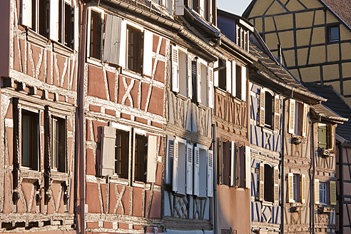Frankreich, Elsass, Colmar, Krutenau, Quai de la Poissonnerie, Blick auf das Fachwerkviertel La Petite Venise - WDF000896