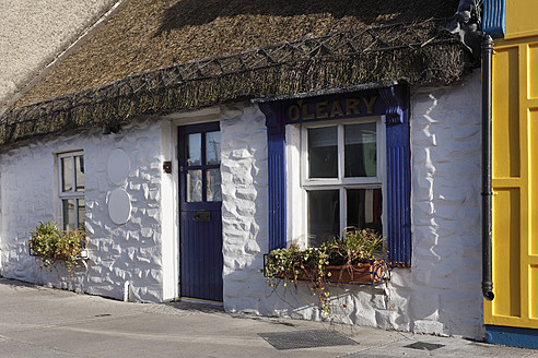 Republik Irland, Grafschaft Fingal, Skerries, Blick auf altes traditionelles Haus - SIEF001593