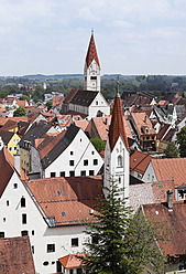 Germany, Bavaria, Swabia, Allgaeu, Ostallgäu, Kaufbeuren, View of St. Martin church and abbey - SIEF001618