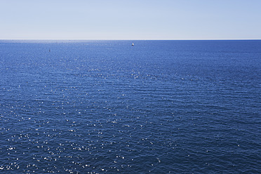 Italy, Liguria, View of Mediteranean Sea - GWF001547