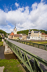 Deutschland, Thüringen, Gera, Untermhaus, Blick auf die Brücke über die Weiße Elster - WDF001016