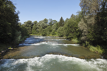 Deutschland, Bayern, Oberbayern, Mangfalltal, Talbezirk, Blick auf die Mangfall - SIEF001813