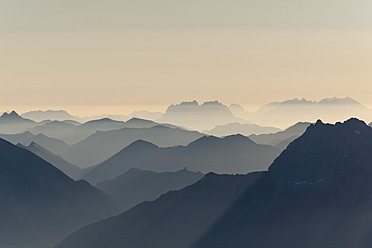 Austria, Germany, Bavaria, Wetterstein Range, View from the Zugspitze platform over alps at sunrise - FOF003588