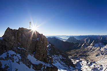 Austria, Germany, Bavaria, Wetterstein Range, View from the Zugspitze platform over alps at sunrise - FOF003576