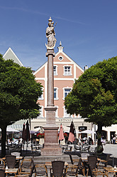 Deutschland, Bayern, Oberbayern, Region Pfaffenwinkel, Blick auf den Marienplatz - SIEF001851