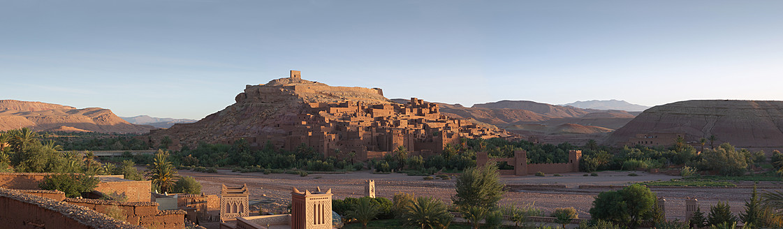 Morocco, Ait Benhaddou, View of historic film set at sunrise - BSCF000064