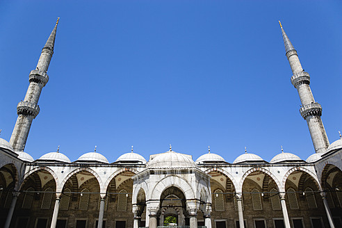 Türkei, Istanbul, Blick auf die Blaue Moschee - PSF000612