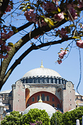 Türkei, Istanbul, Sultanahmet, Blick auf das Haghia Sophia Museum - PSF000615