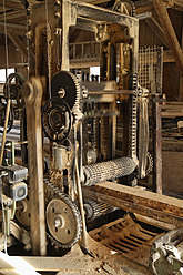 Wood from Upper Bavaria, Germany is processed by machinery in a Schaeftlarn factory - TCF002128