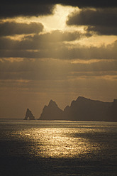 Stunning sunset view of the sea in Madeira, Portugal - FFF001236