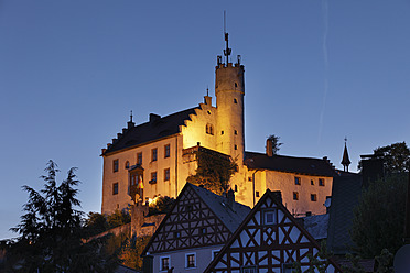 Nächtliche Ansicht der Burg Gößweinstein in der Fränkischen Schweiz, Bayern, Deutschland - SIEF001990