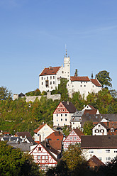 Germany, Bavaria, Franconia, Upper Franconia, Franconian Switzerland, View of Goessweinstein Castle - SIEF002033