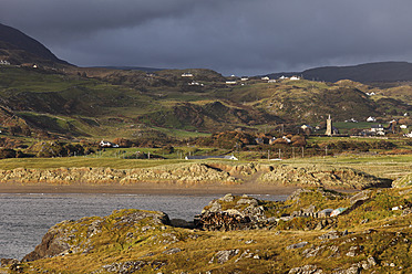 Irland, Grafschaft Donegal, Blick auf einen Berg - SIEF002173
