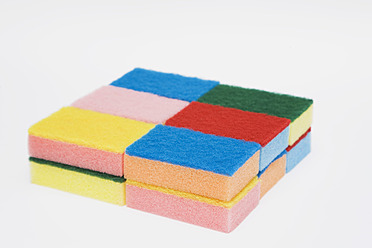 Household sponges on white background, close up - GWF001667
