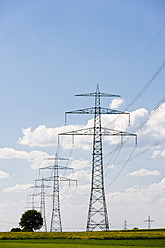 Germany, Bavaria, View of electricity pylon - FOF003864