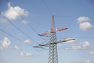 Germany, Oberhausen, Power line against sky - ANBF000041