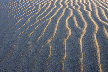 Europa, Spanien, Andalusien, Blick auf den Strand - RUEF000792