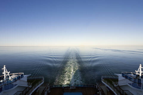 Ostsee, Kreuzfahrtschiff auf dem Weg zwischen Russland und Finnland, lizenzfreies Stockfoto