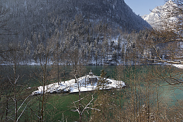 Germany, Bavaria, lake Koenigssee, View of Christlieger Island - MSF002649