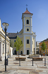 Österreich, Burgenland, Eisenstadt, Ansicht der Franziskanerkirche - WWF001928
