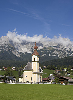 Österreich, Tirol, Going am Wilden Kaiser, Blick auf die Stadt - WWF001947