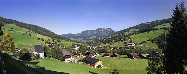Österreich, Tirol, Inneralpbach, Blick auf das Alpbachtal - WWF002018