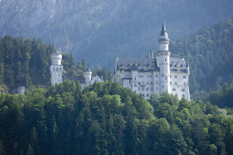 Deutschland, Bayern, Blick auf Schloss Neuschwanstein, lizenzfreies Stockfoto