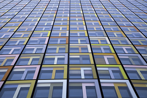 Deutschland, München, Blick auf das ADAC-Zentrum - TC002218