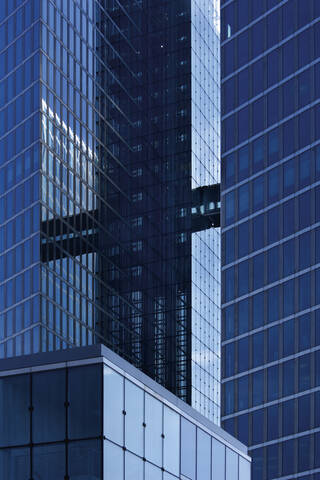 Deutschland, Bayern, München, Blick auf die Highlight Towers, lizenzfreies Stockfoto