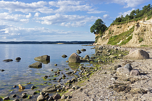 Deutschland, Blick auf die Insel Rügen mit Ostsee - LFF000343