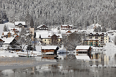 Austria, Styria, View of Altaussee village and Altausseer See Lake - SIEF002524