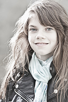Germany, Bavaria, Girl smiling, portrait - MAEF004532