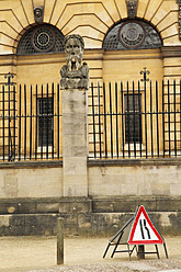 UK, England, Oxford, Straßenschild vor der Bodleian Library - JMF000176