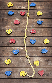 Tschechoslowakei, Kletterwand auf Spielplatz - WWF002328