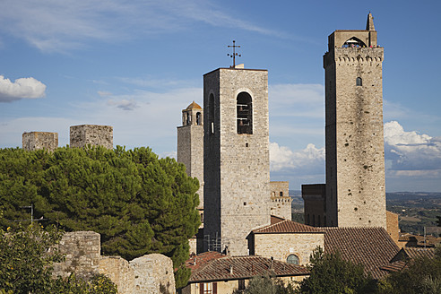 Europa, Italien, Provinz Siena, Ansicht von San Gimignano - GWF001743