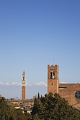 Europa, Italien, Siena, Blick auf die Basilika San Domenica - GWF001751