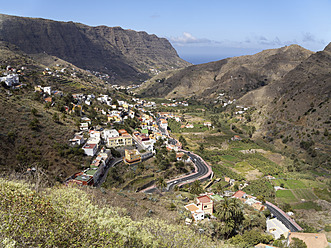 Spain, La Gomera, View of Hermigua - SIEF002576