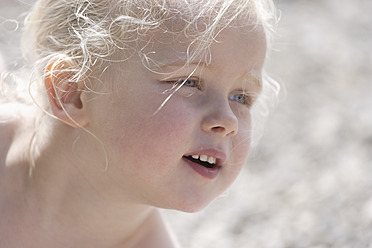 Germany, Bavaria, Girl looking away, smiling, close up - TCF002733