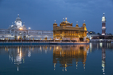 Indien, Punjab, Amritsar, Ansicht des Goldenen Tempels - FOF003971