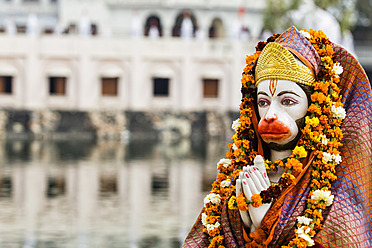 Indien, Punjab, Amritsar, Nahaufnahme von Lord Hanuman im Lakshmi Narayan-Tempel - FO003972