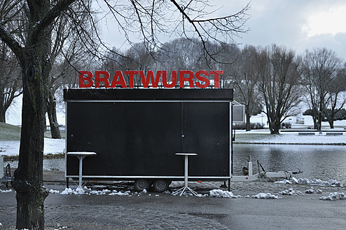 Germany, Bavaria, Munich, View of closed bratwurst stall - AXF000162