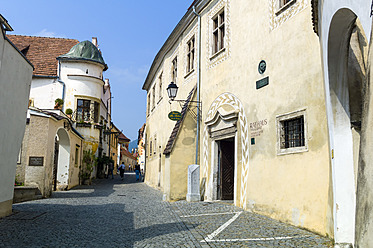 Österreich, Niederösterreich, Dürnstein, Ansicht des Rathauses - EJWF000139